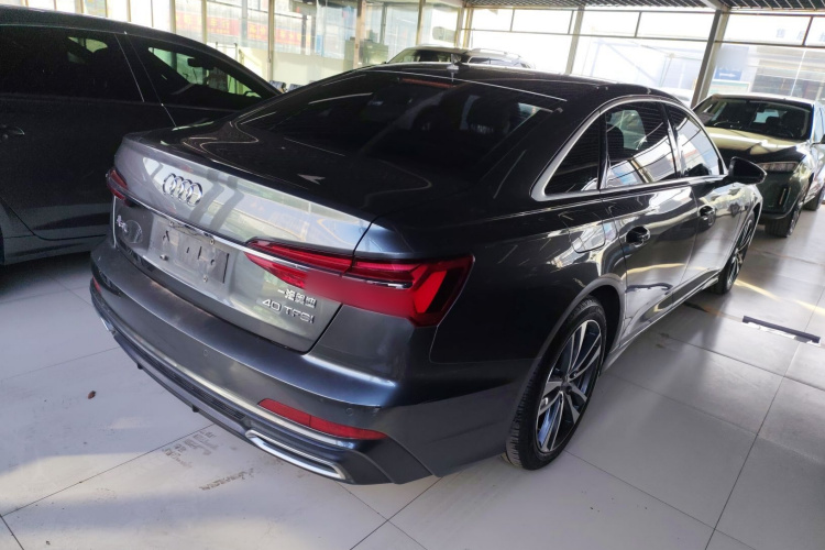 奥迪A6L 2019款 40 TFSI 豪华动感型车身外观6005