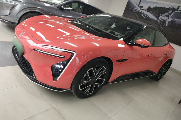 阿维塔06 2025款 Pro增程版车身外观6003