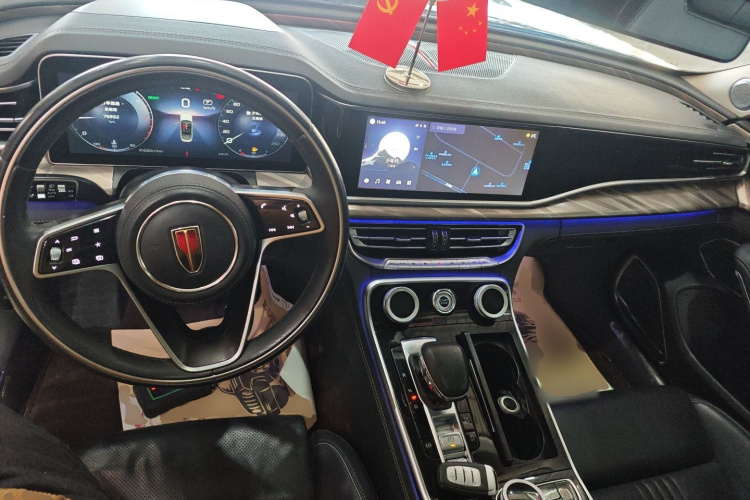 红旗H9 2022款 2.0T 智联旗享版中控内饰7002