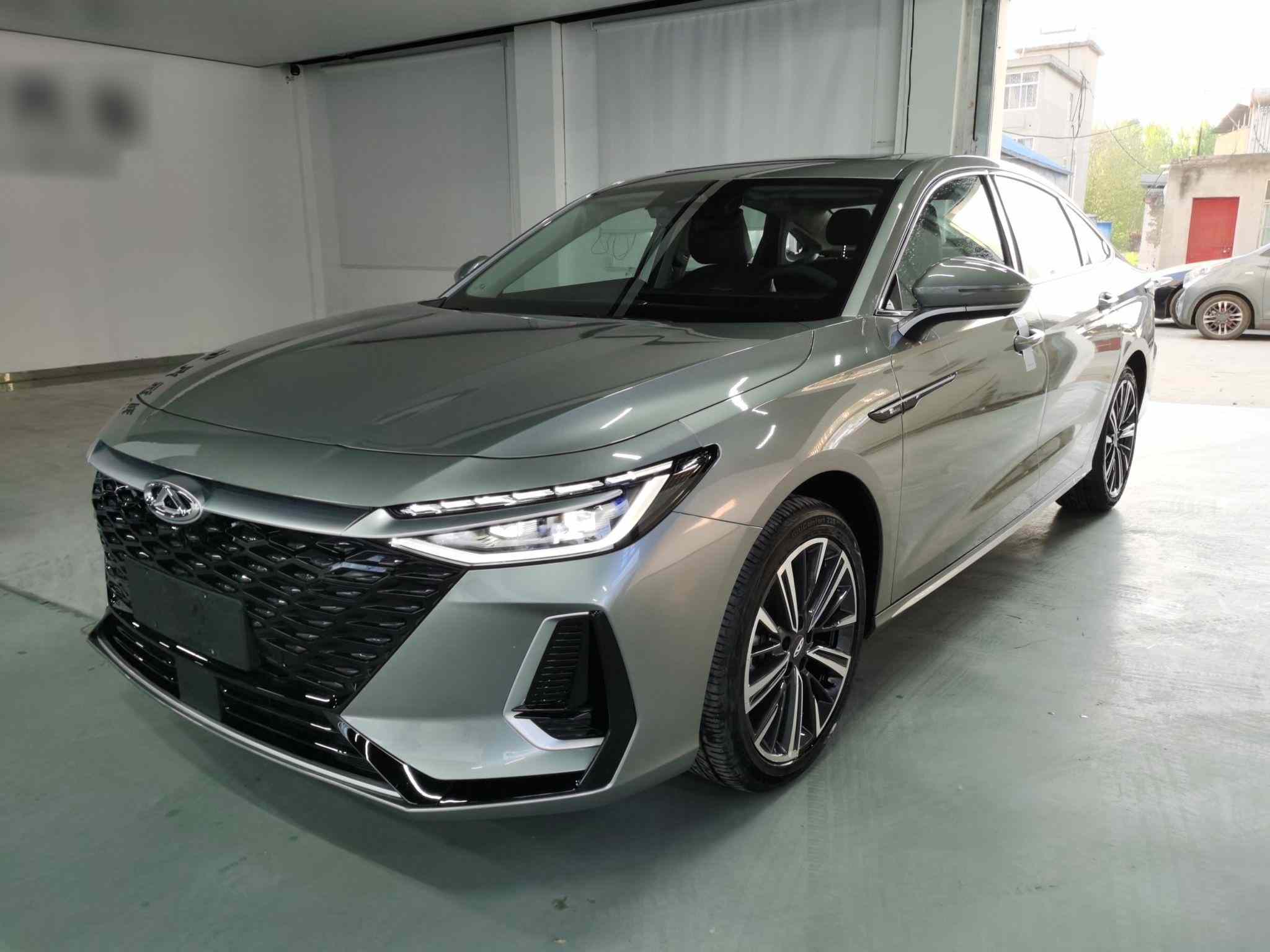 奇瑞 艾瑞泽8 2024款 1.6T DCT睿(2)