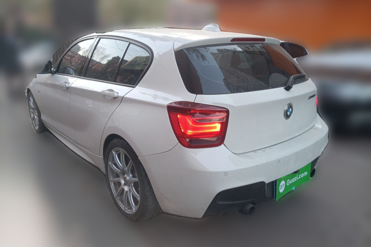 宝马1系(进口) 2013款 改款 M135i 5门版车身外观5