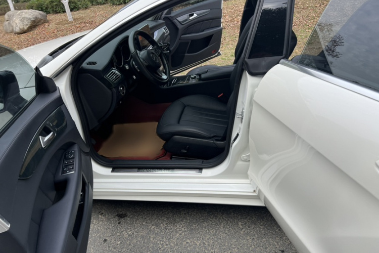 奔驰CLS 2015款 CLS 260中控内饰7013