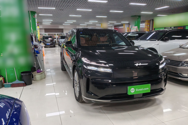 乐道L90 2025款 Max 六座版车身外观3