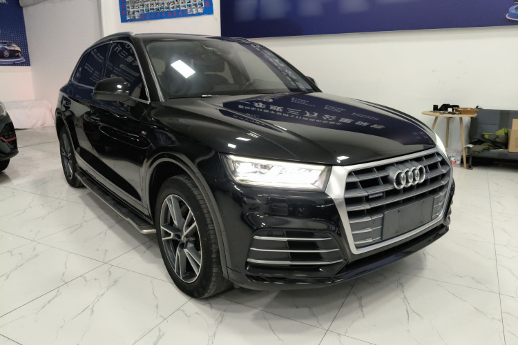 奥迪Q5L 2018款 40 TFSI 荣享时尚型 国V车身外观3