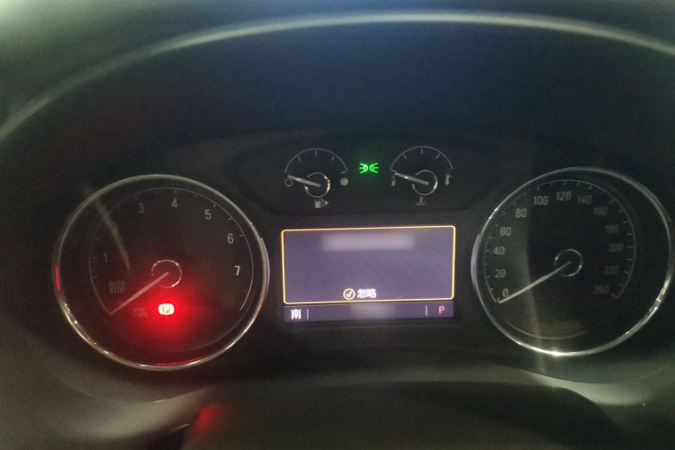 别克 君越 2022款 552T 豪华型局部细节14