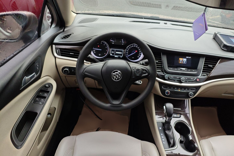 别克 威朗 2018款 三厢 15S 自动进取型中控内饰13