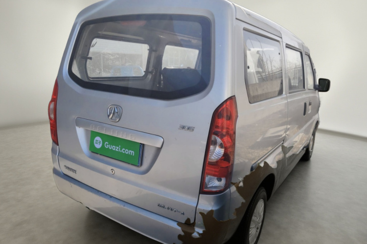 北汽威旺306 2016款 1.2L基本型5座A12国V车身外观7