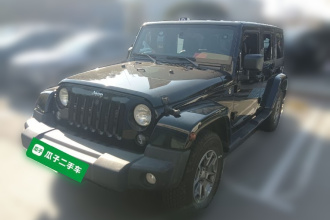 Jeep 牧马人 2015款 3.0L Sahara 四门舒享版