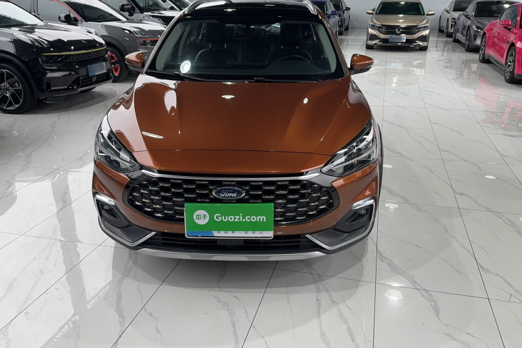 福特 福克斯 2021款 猎装版 EcoBoost 180 自动猎潮型车身外观6001