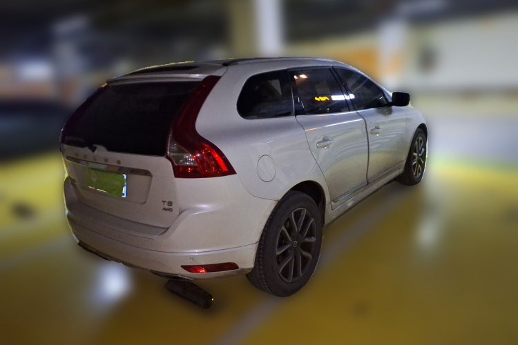 沃尔沃XC60 2017款 T5 AWD 智远升级版车身外观7