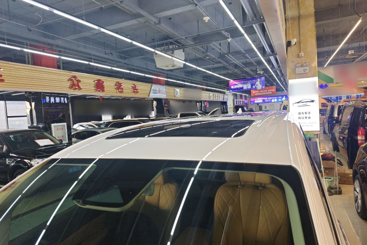 腾势D9 2022款 DM-i 970 四驱尊荣型局部细节57