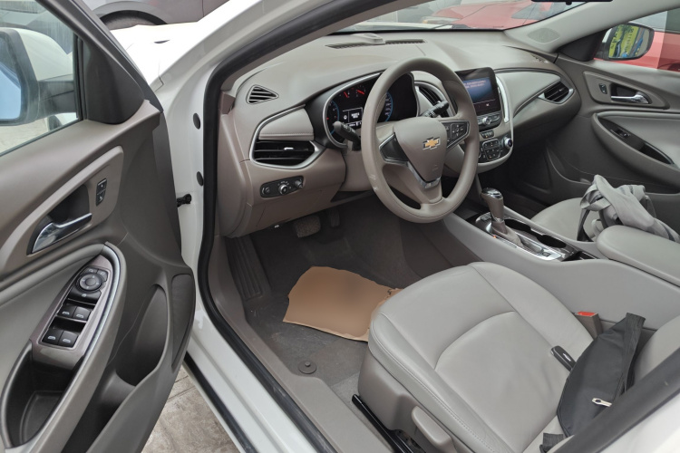 雪佛兰 迈锐宝XL 2019款 535T CVT锐行版中控内饰20