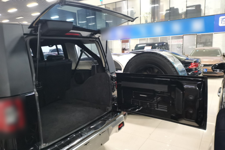 北京越野 北京BJ40 2020款 2.0T 自动四驱城市猎人版侠客型机舱底盘23