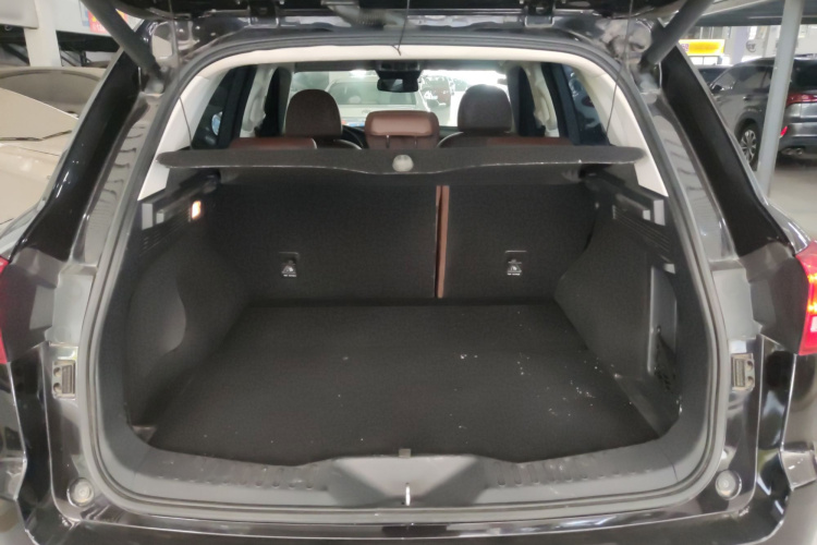 哈弗H7 2018款 改款 蓝标H7 2.0T 自动智享型机舱底盘23