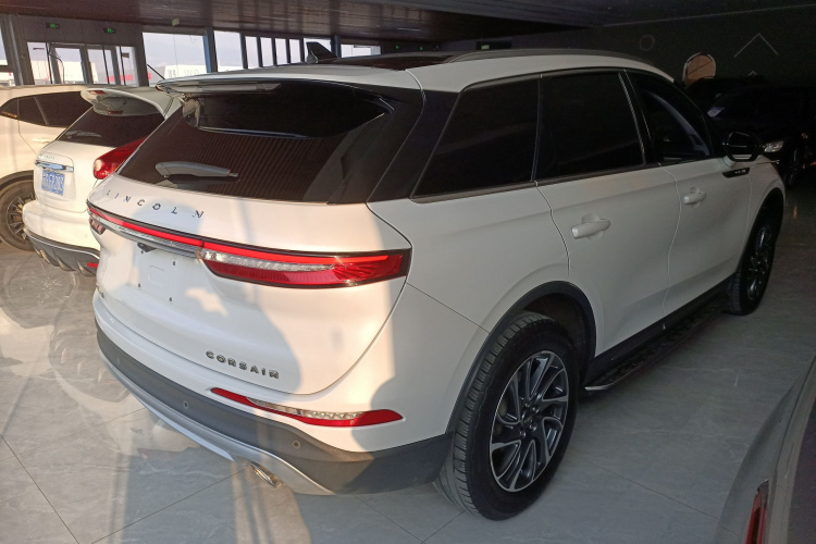 林肯 冒险家 2022款 2.0T 两驱尊享版车身外观7