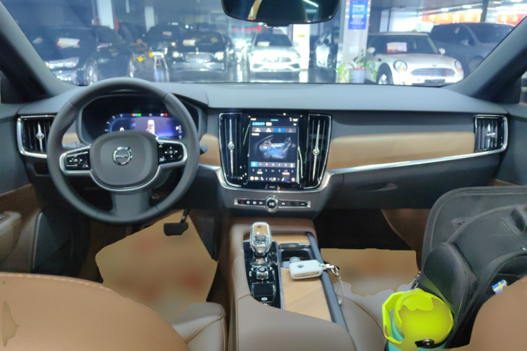 沃尔沃S90 2024款 B5 智逸豪华版中控内饰12