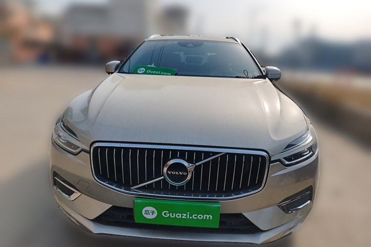 沃尔沃XC60 2020款 T5 四驱智远豪华版车身外观2