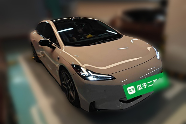 昊铂GT 2024款 全球款 710特高压激光雷达版车身外观3