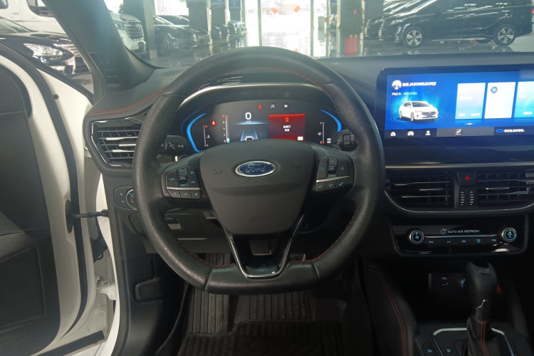 福特 福克斯 2022款 三厢 EcoBoost 180 自动ST Line局部细节13
