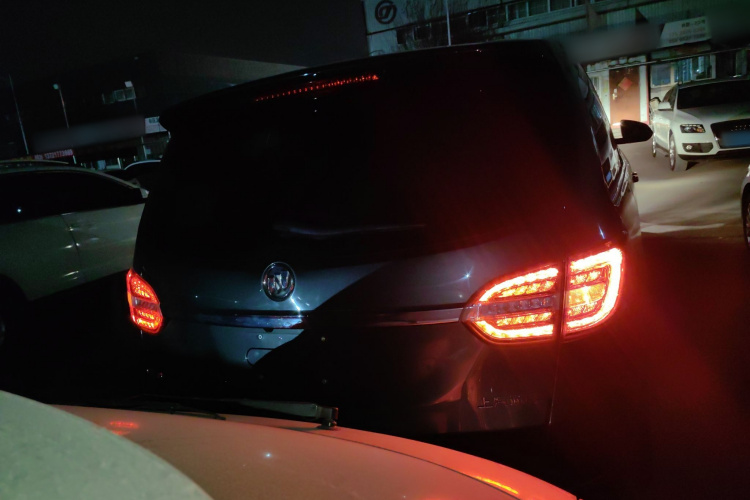 别克GL8 2018款 28T 豪华型 国VI车身外观6004