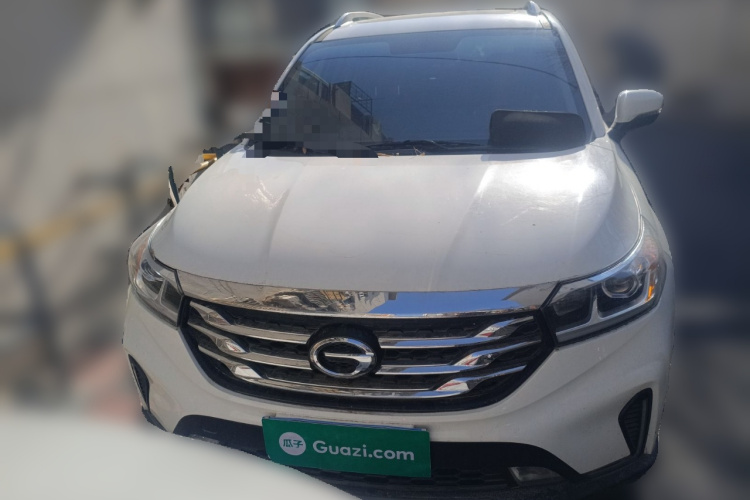 广汽传祺 传祺GS4 2018款 235T 手动两驱豪华百万纪念版车身外观2