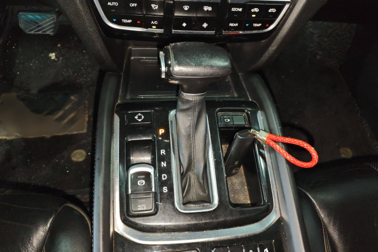 广汽传祺 传祺GS8 2017款 320T 两驱豪华智联版（七座）局部细节18