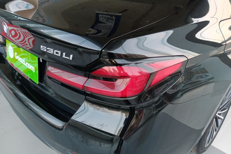宝马5系 2023款 530Li 领先型 M运动套装车身外观6006