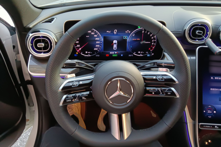奔驰C级新能源 2024款 改款三 C 350 eL中控内饰13