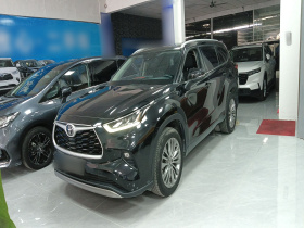 丰田 汉兰达 2022款 380T 四驱尊贵版 7座