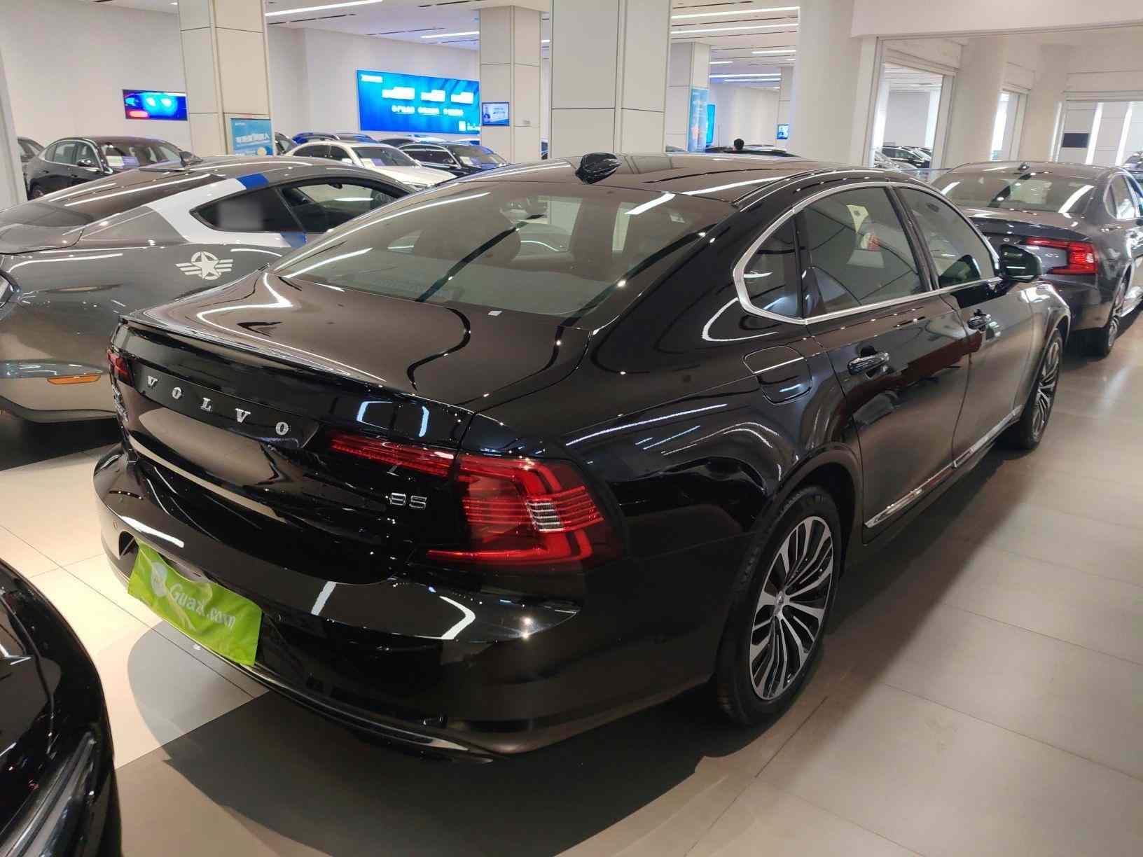 沃尔沃S90 2025款 B5 智逸豪华版(4)