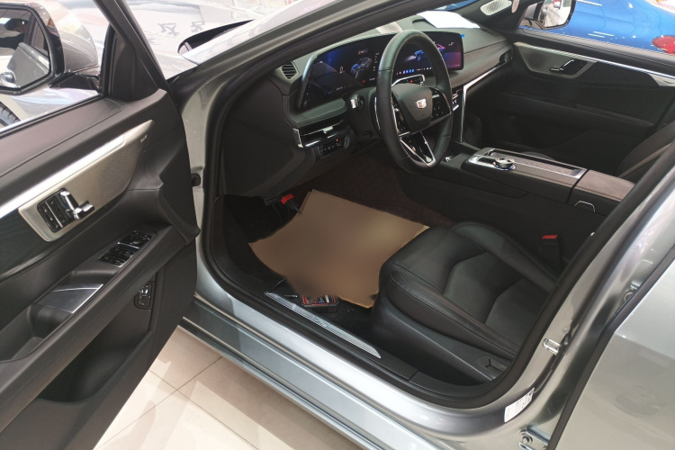 凯迪拉克CT6 2023款 28T 豪华型中控内饰7003