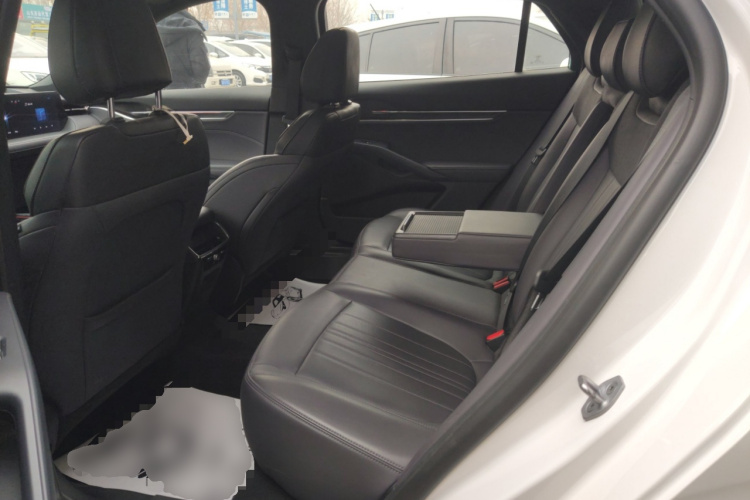 福特 蒙迪欧 2025款 2.0T EcoBoost 至尊型中控内饰21