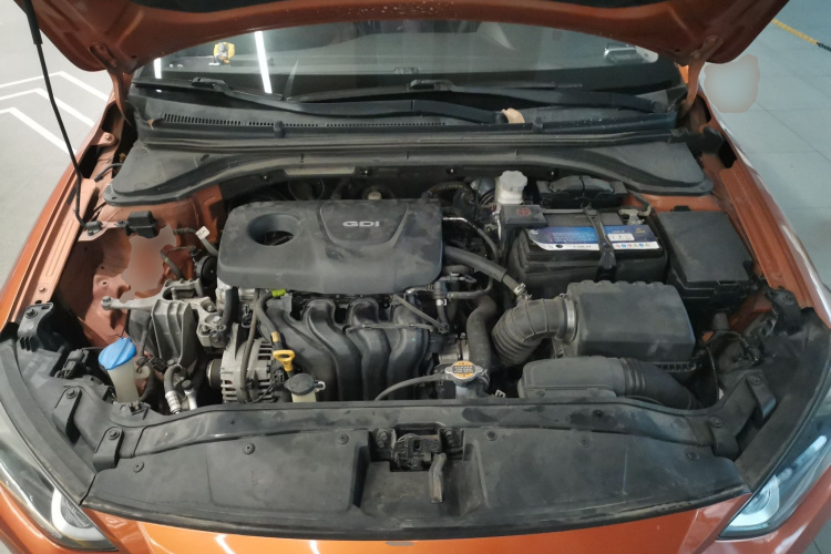 现代 领动 2016款 1.6L 自动智炫·精英型机舱底盘24