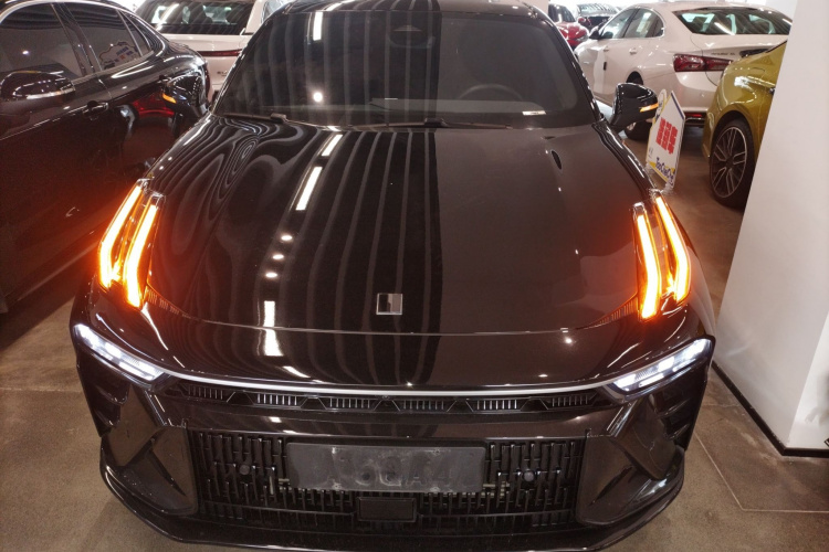 领克03 2023款 1.5TD DCT劲Pro车身外观2