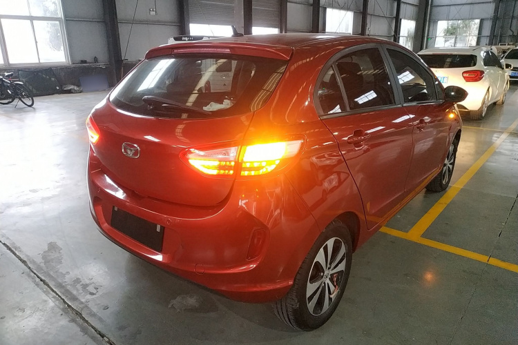 凯翼C3R 2015款 1.5L 手动金钻版车身外观7