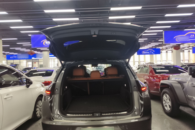 理想汽车 理想L7 2023款 Pro局部细节23