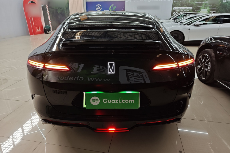 阿维塔12 2024款 700 三激光后驱奢享版车身外观6004