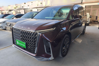 上汽大通MAXUS 大通G90 2023款 2.0T 星云七座版