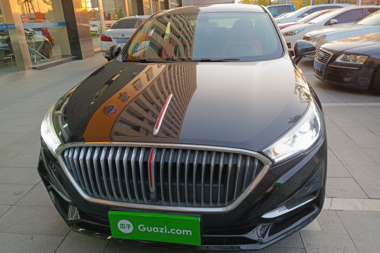 红旗H5 2020款 1.5T DCT旗韵版车身外观2