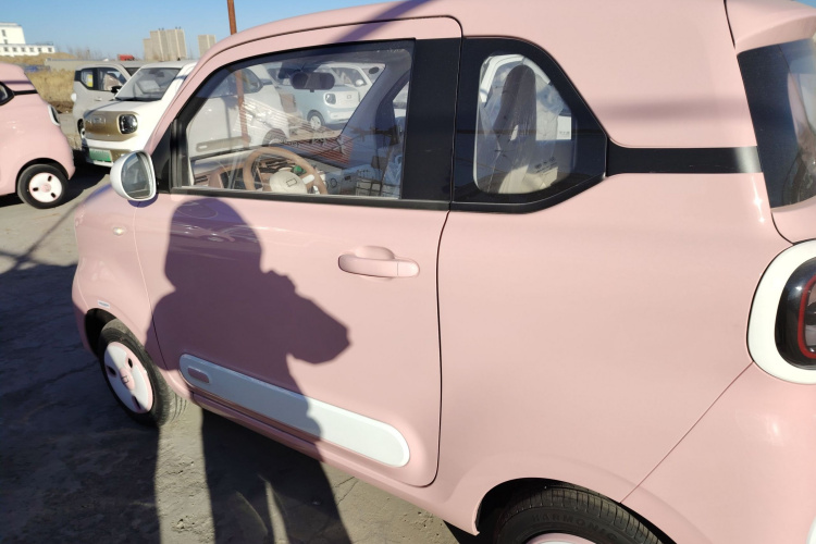 奔腾小马 2026款 222km 萌趣马 Plus车身外观4