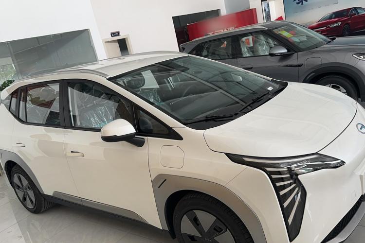 埃安 AION Y 2023款 Plus 510 乐享版车身外观6002