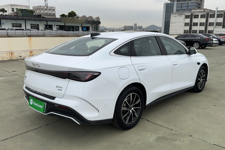 比亚迪 海豹06新能源 2025款 DM-i 智驾版 120KM尊荣型车身外观6004