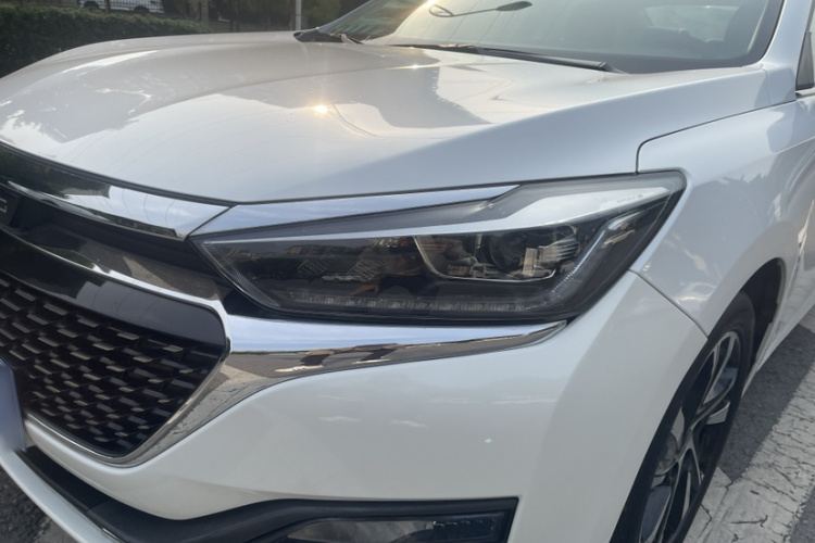 北京汽车 北京U7 2019款 1.5T CVT新智版 国VI局部细节36