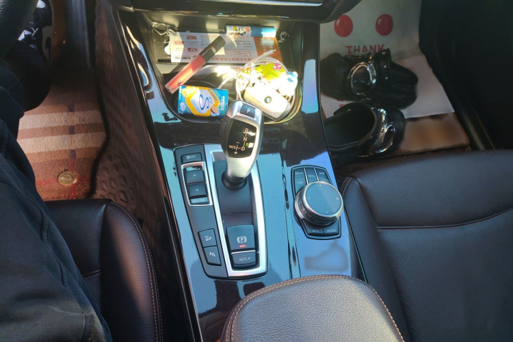 宝马X4 2014款 xDrive20i X设计套装局部细节18