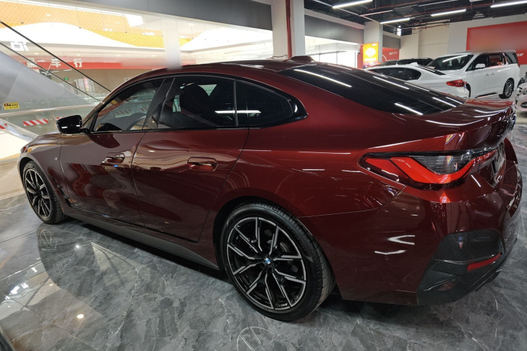 宝马4系 2022款 425i Gran Coupe M运动曜夜套装车身外观4