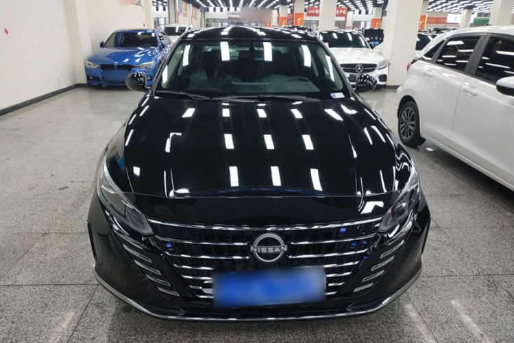 日产 天籁 2024款 2.0L XE 真心版车身外观2