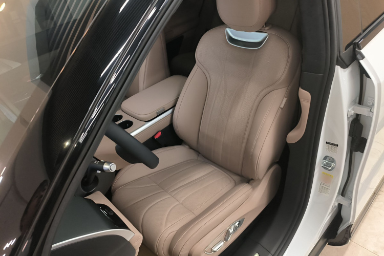 小鹏G9 2025款 625 长续航 Max局部细节19