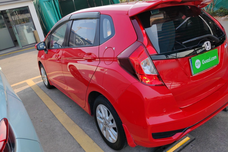 本田 飞度 2018款 1.5L CVT舒适天窗版车身外观4