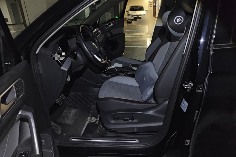 大众 途观L 2022款 330TSI 自动两驱R-Line旗舰版中控内饰19