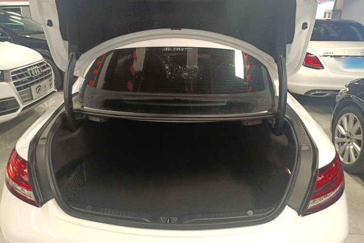 奔驰C级(进口) 2020款 C 260 轿跑车局部细节23